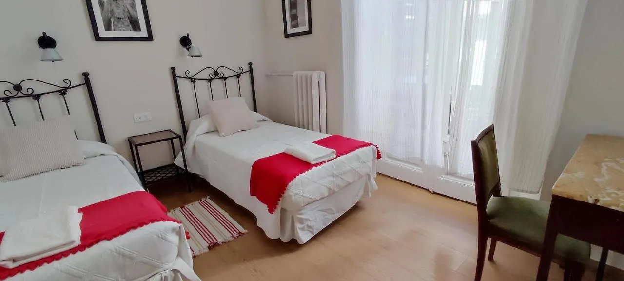 Casa Consell Bailen, Guest House Barcelona Spain