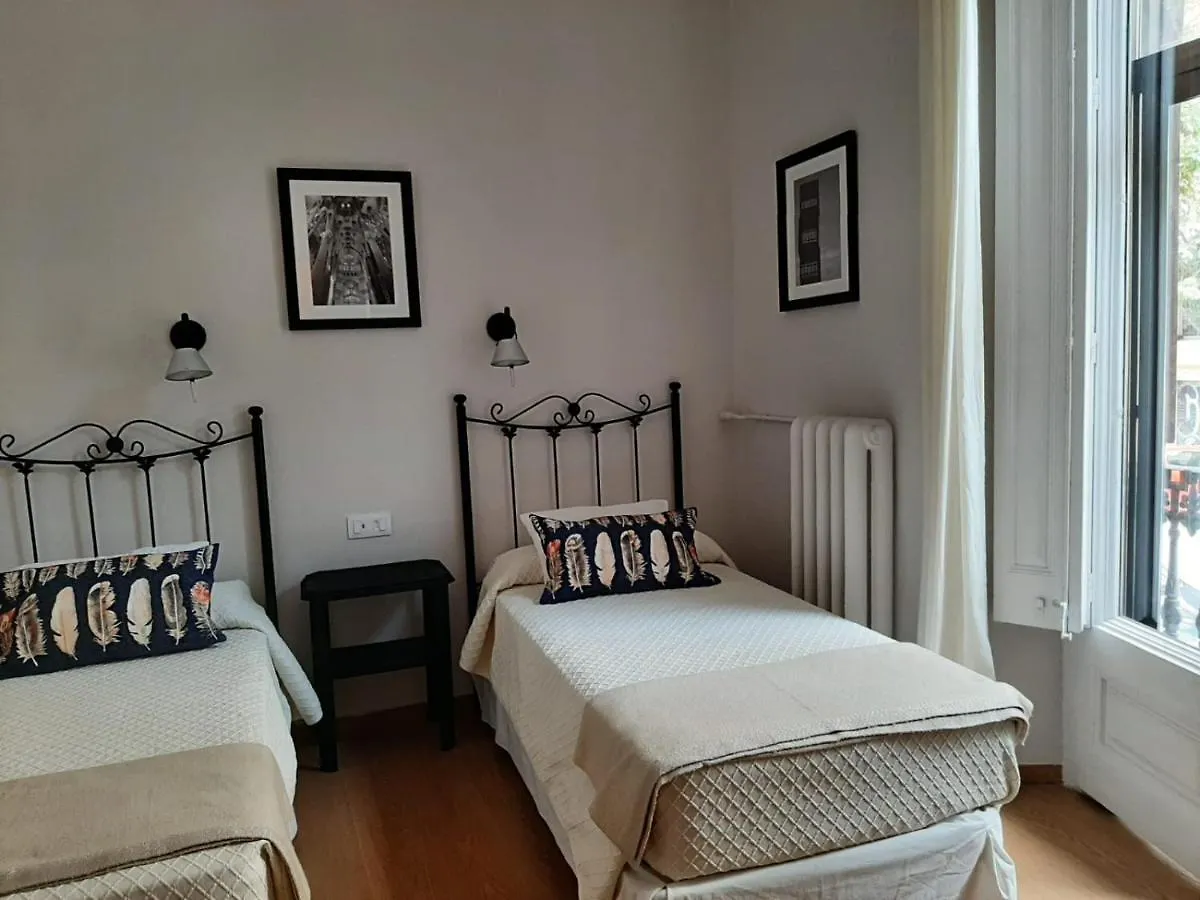 Casa Consell Bailen, Guest House Barcelona 0*,  Spain